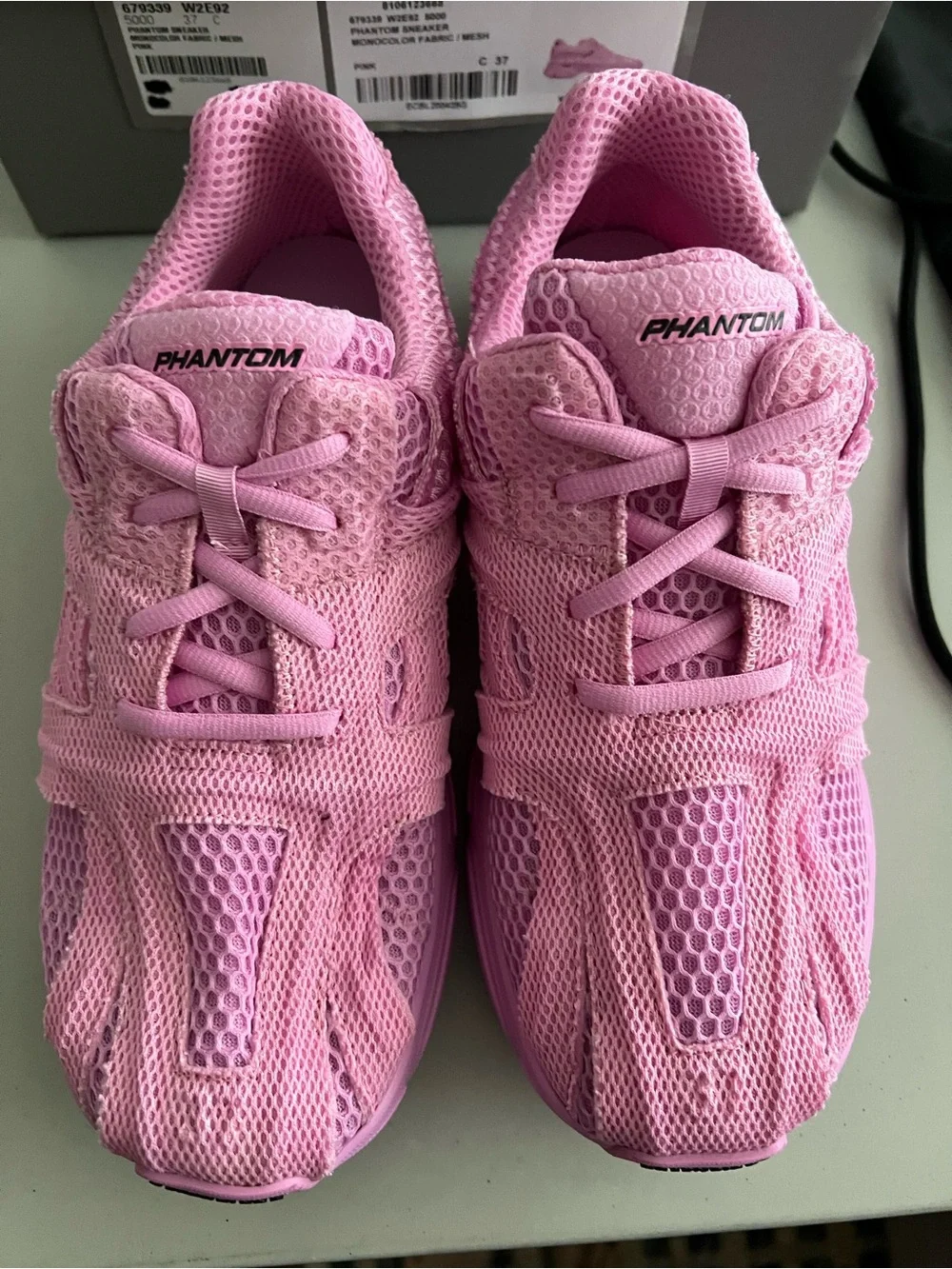 Balenciaga PHANTOM sneakers Mono color FABRIC / MESH pink EU37